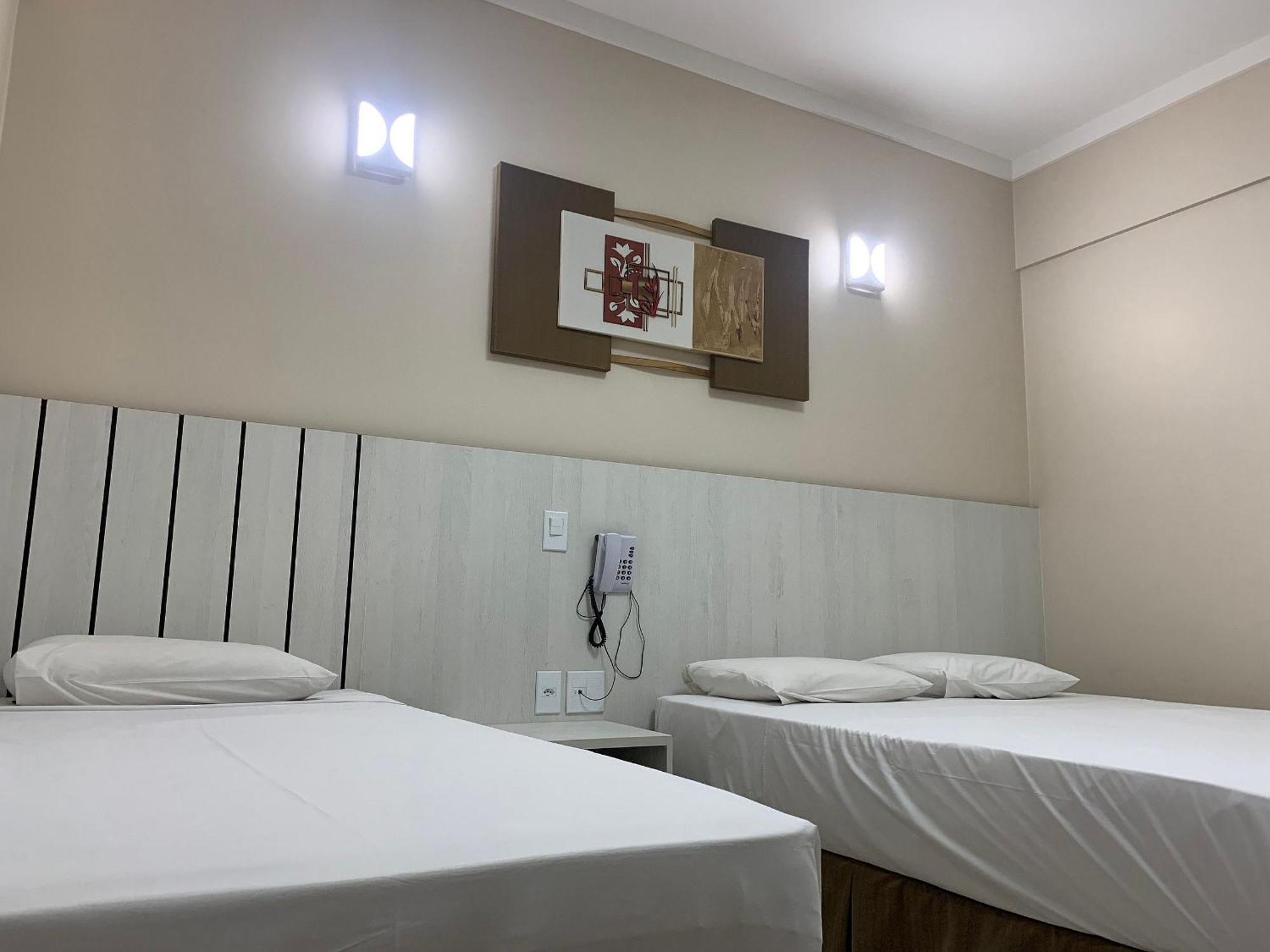 Hotel Spazzio Diroma Cafe Da Manha E Acesso Ao Acqua Park Caldas Novas Eksteriør billede